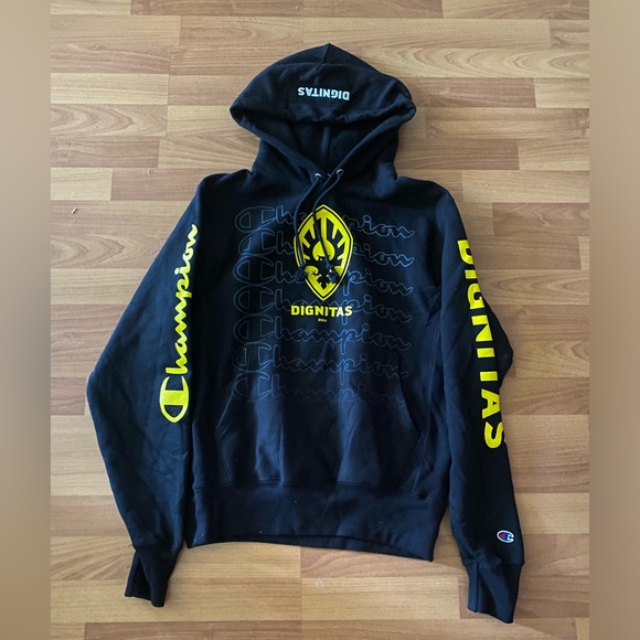Champion hoodie - Picture 1 of 3
